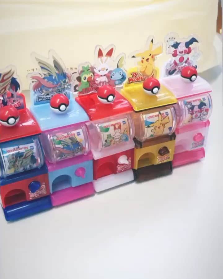 のインスタグラム：「😆💕 #ガチャガチャ #ポケモン #pokemon #gacha #おもちゃ #toy」