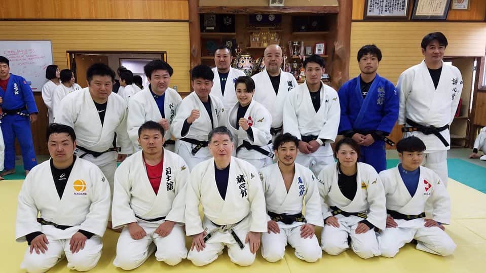 出口クリスタさんのインスタグラム写真 - (出口クリスタInstagram)「とっても遅くなりましたがこれからも誠心館道場、また日本生命をよろしくお願いします🙏  #日本生命#誠心館#柔道#judo」1月25日 17時23分 - christa.deguchi