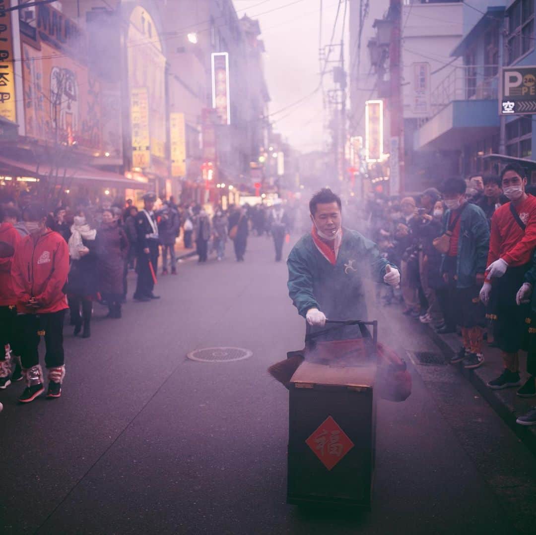 佐藤健寿さんのインスタグラム写真 - (佐藤健寿Instagram)「あえて中華街（#春節）」1月25日 17時59分 - x51