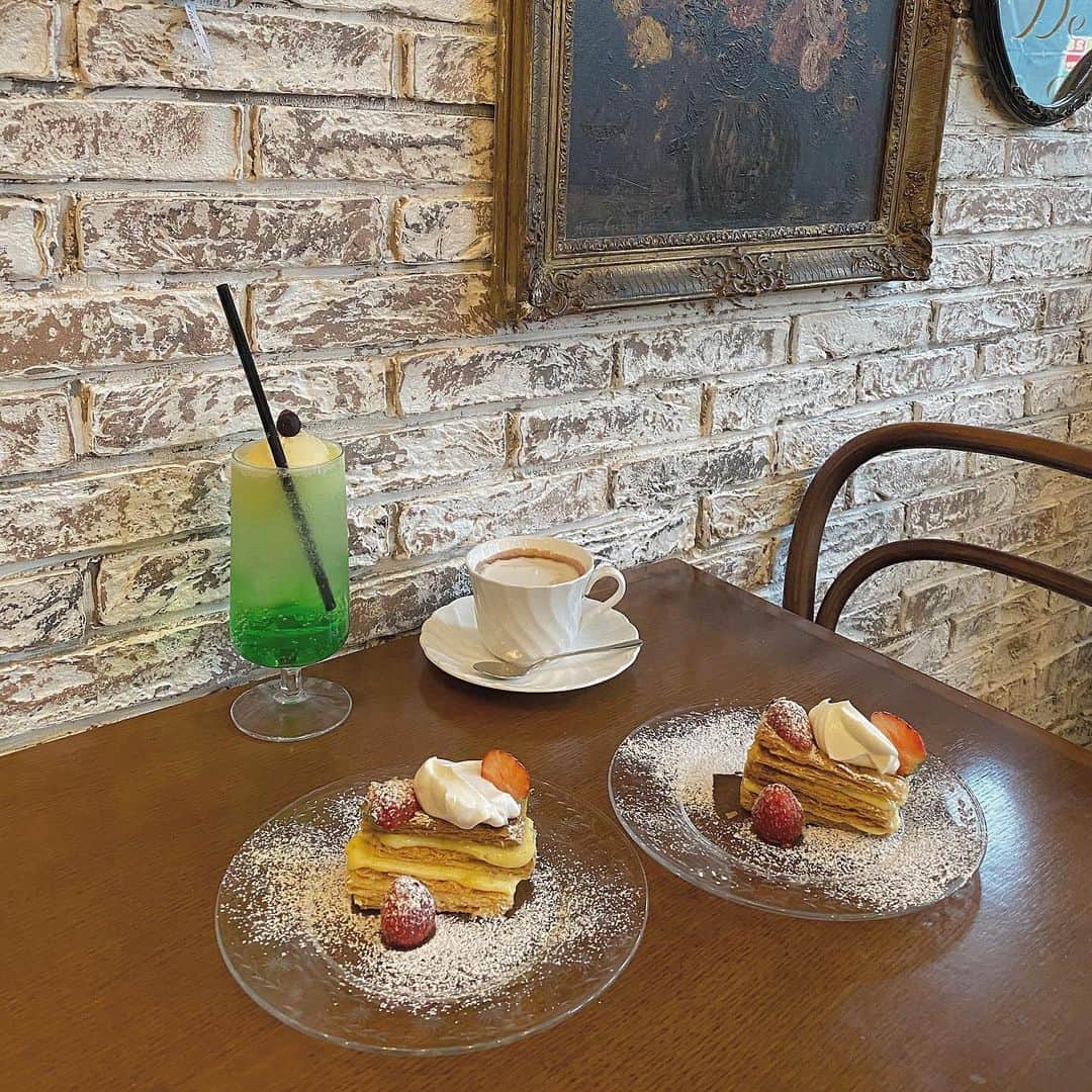 岡元優香のグルメインスタ