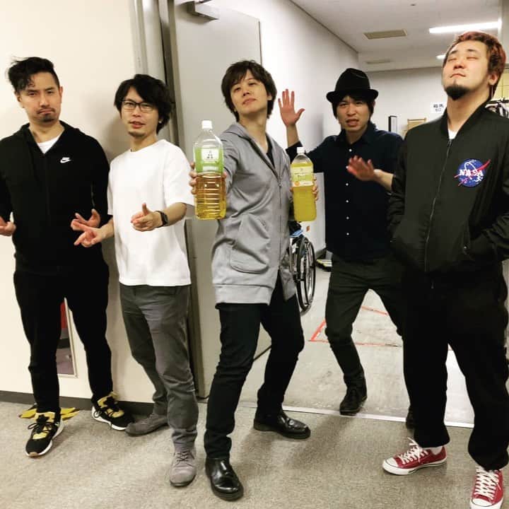 三浦祐太朗のインスタグラム：「FC限定ライブ「青の音楽会 Vol.7」昼夜公演無事終了。こんな僕にいつも付いてきてくれて感謝。これからもよろしくね😊」