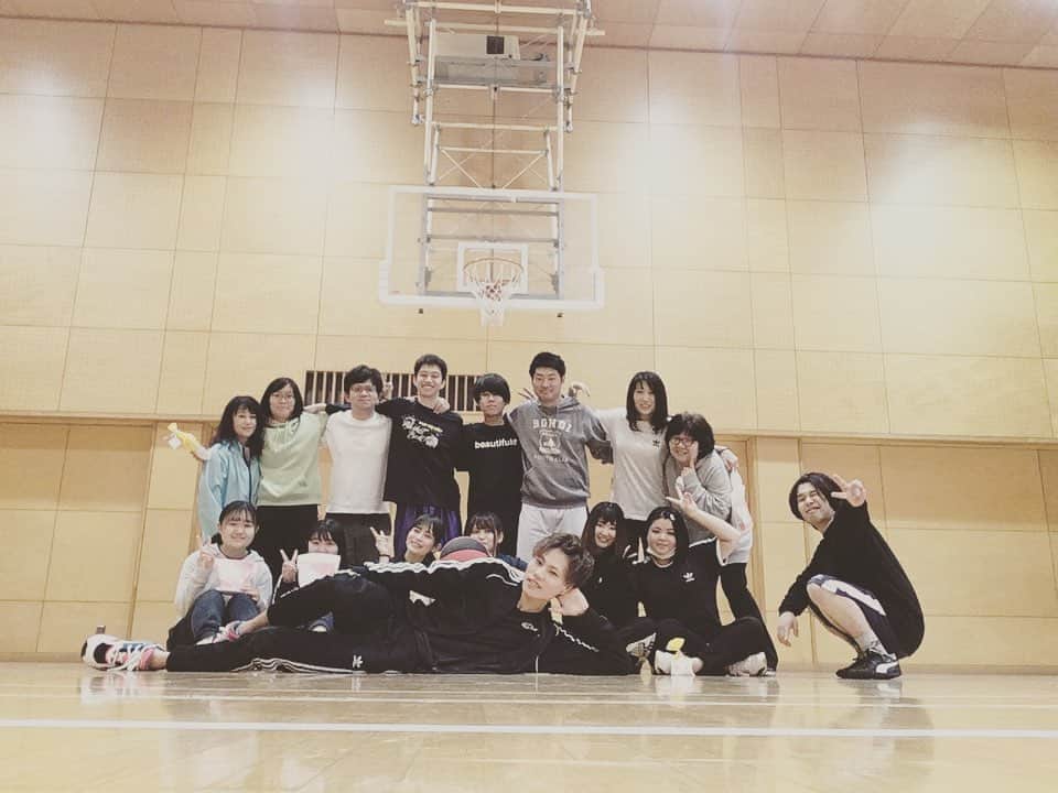 樋口和真のインスタグラム：「ひぐまる向上委員会 主催 バスケ大会🏀 ・ みんなで大いに盛り上がり、熱い熱い戦いだった！ ・ ・ 体を動かすと一気にみんなと仲良くなれるねっ！ ・ 次は秋に大運動会！ ・ ・ もっとたくさんのみんなと遊び尽くそう！ ・ #ひぐまる向上委員会  #オンラインサロン　 #日本全国のひぐまるファンを一つに」