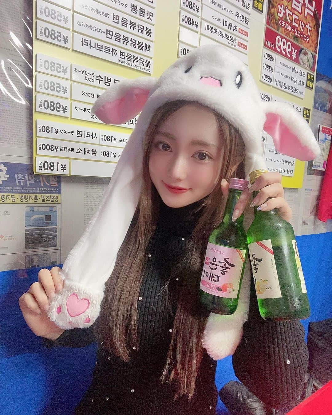 yuukachiさんのインスタグラム写真 - (yuukachiInstagram)「. . 親戚がやってる韓国料理屋さん🇰🇷 . JR京都駅からすぐにあって 韓国の屋台でご飯食べてるかのような 雰囲気を味わえます♡♡ . 韓国好きな人だと絶対好きだと思う！🥺 . . おすすめはナッコプセ납곡새とチヂミ、 チキンチーズフォンデュがおすすめ♥️ タルギウユとバナナウユもあるよ🍼 . . 最近はずっと裸眼生活で カラコンしなくなった👁笑 . . #京都グルメ#韓国料理#韓国料理屋 #インスタ映え#日韓ハーフ#韓国 #韓国好きな人と繋がりたい  #납곡새#건배#한국요리#한국#미식가」1月25日 22時22分 - yuuka_stagram