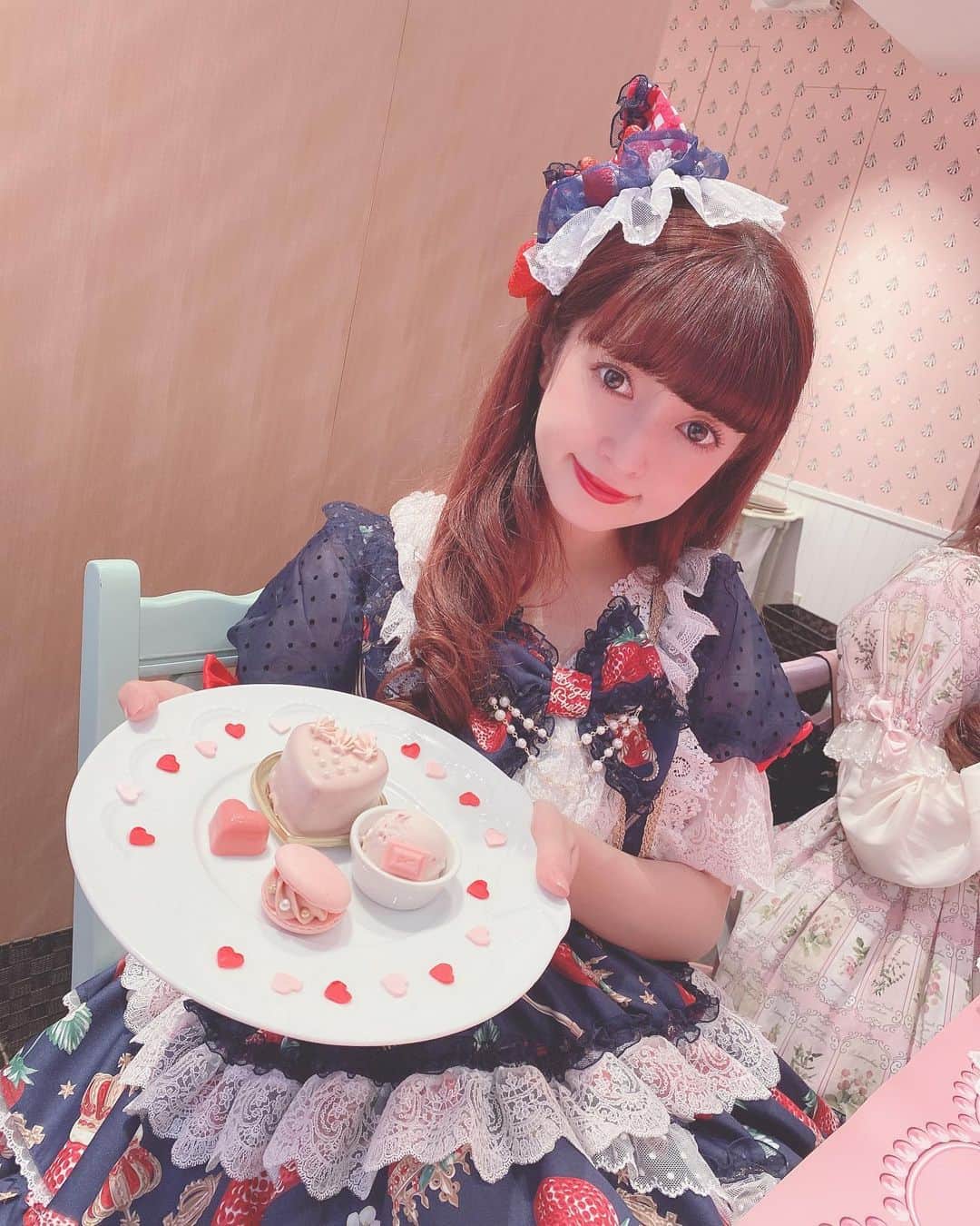 青木美沙子のグルメインスタ