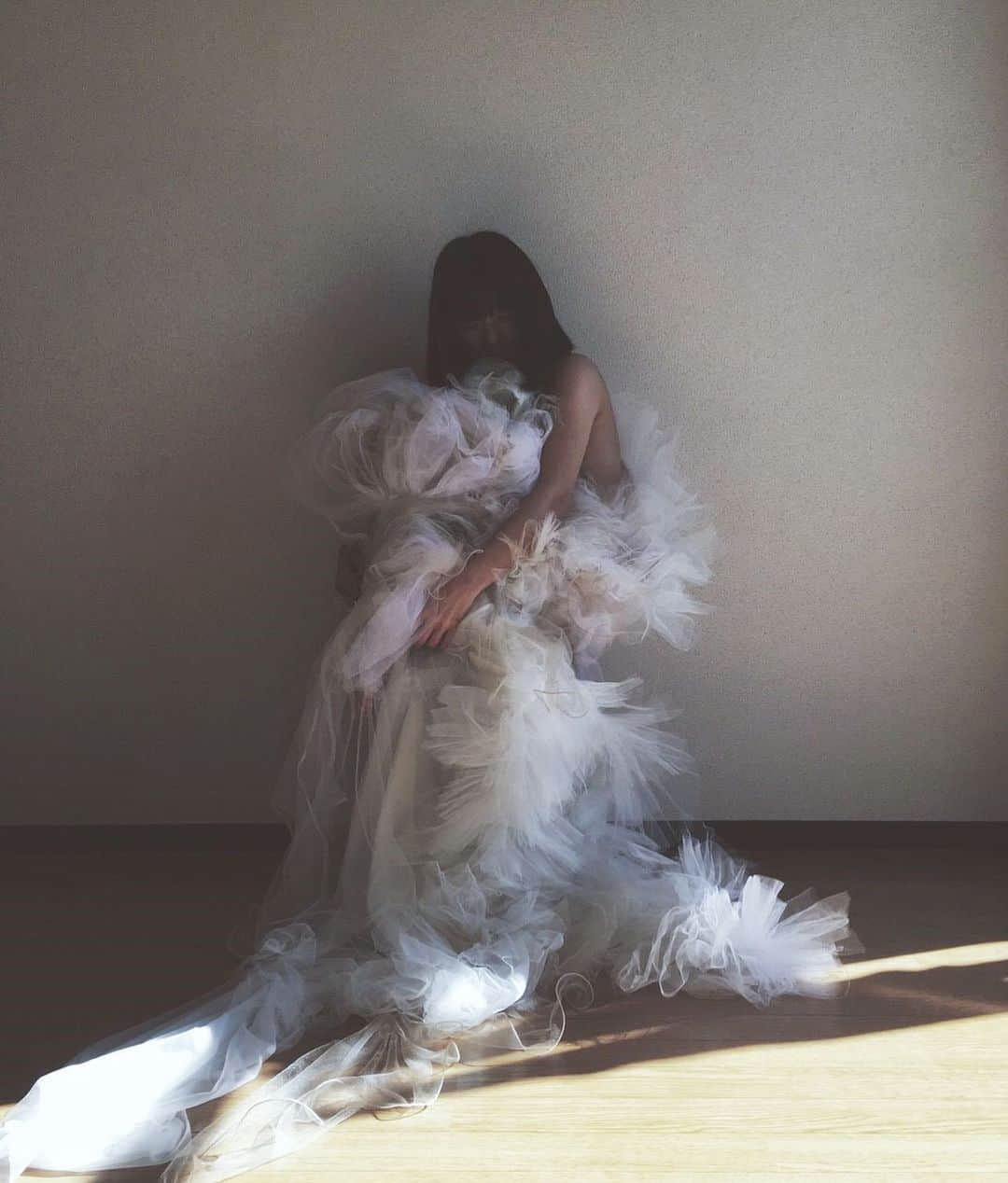 ARAKI SHIROのインスタグラム：「-FUKUOKA ASIA DESIGNERS SHOW 2020- New performance show @f.a.d.s.2020 will start on 14th.Mar.2020. We are still looking for artist,model and dancer. We are so happy if u would love to make exciting things with us on this show. Please DM us if u are interested in creating new story. . . . md/yumi costume by me . . . #ARAKISHIRO#FUKUOKA#costume#vintagedress#hautecouture#contemporaryart#portrait#portraitphotography#fashionphotography#sombrebeings#pr0ject_soul#themysterypr0ject#humanedge#pr0ject_uno#sensuality#artphotography#__bodyart__#darkbeauty#osphilia#ithosmag#_fairies#feetrica#bodymood#model#福岡#ポートレート#衣装#コスチューム#被写体#アラキシロウ」