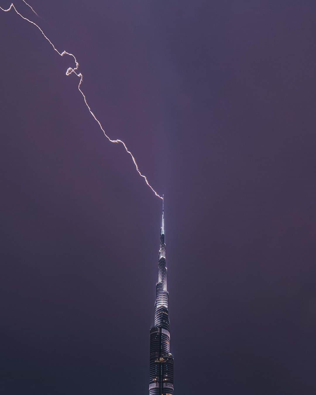 ドバイのインスタグラム：「Burj Khalifa」