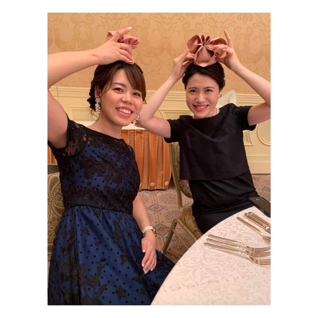 星奈津美さんのインスタグラム写真 - (星奈津美Instagram)「. 大好きで尊敬するみなちゃんの結婚式💒✨ みなちゃんらしい、終始笑顔溢れる素敵な時間で幸せのおすそ分けを頂きました💕 みなちゃんもキャラクターたちも会場もあちこち可愛くていっぱい写真撮ったなぁ😚❤❤ みなちゃん、結婚そしてお誕生日本当におめでとう😆🎉 翼くんと末永くお幸せに🍀✨✨ #結婚式  #ディズニーシー  #ホテルミラコスタ  #1月25日 #happywedding  #happybirthday」1月25日 23時57分 - ntm_hoshi