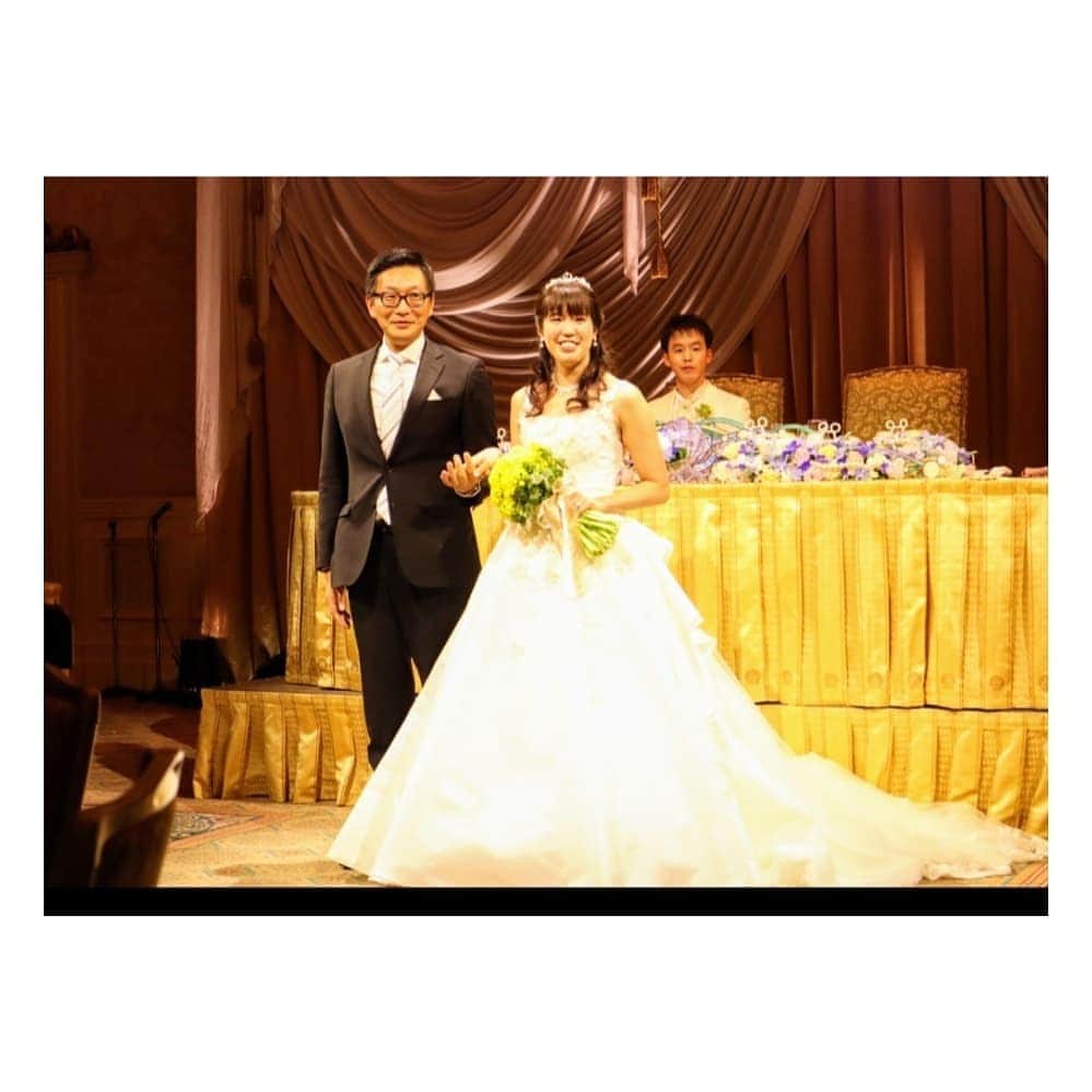 星奈津美さんのインスタグラム写真 - (星奈津美Instagram)「. 大好きで尊敬するみなちゃんの結婚式💒✨ みなちゃんらしい、終始笑顔溢れる素敵な時間で幸せのおすそ分けを頂きました💕 みなちゃんもキャラクターたちも会場もあちこち可愛くていっぱい写真撮ったなぁ😚❤❤ みなちゃん、結婚そしてお誕生日本当におめでとう😆🎉 翼くんと末永くお幸せに🍀✨✨ #結婚式  #ディズニーシー  #ホテルミラコスタ  #1月25日 #happywedding  #happybirthday」1月25日 23時57分 - ntm_hoshi