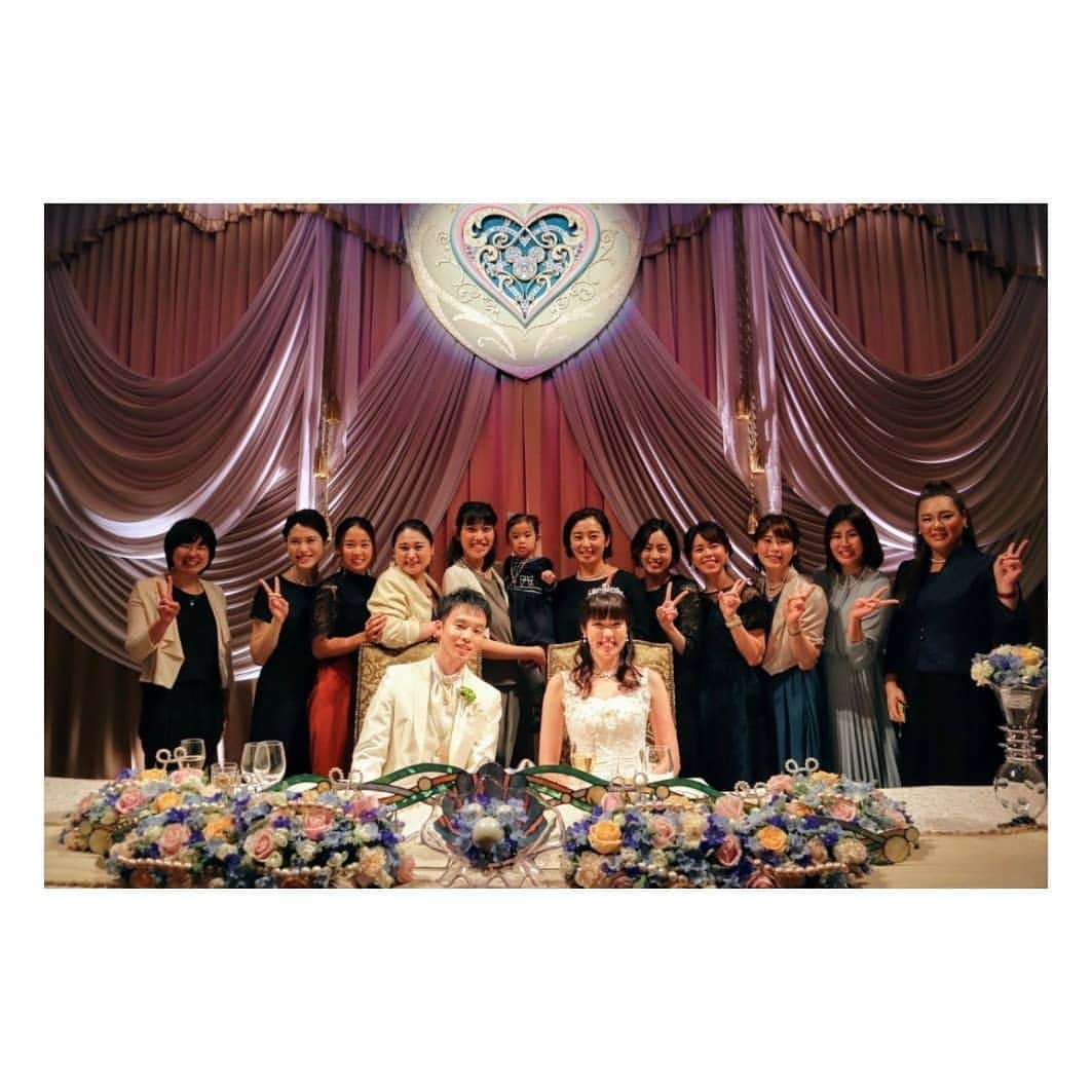 星奈津美さんのインスタグラム写真 - (星奈津美Instagram)「. 大好きで尊敬するみなちゃんの結婚式💒✨ みなちゃんらしい、終始笑顔溢れる素敵な時間で幸せのおすそ分けを頂きました💕 みなちゃんもキャラクターたちも会場もあちこち可愛くていっぱい写真撮ったなぁ😚❤❤ みなちゃん、結婚そしてお誕生日本当におめでとう😆🎉 翼くんと末永くお幸せに🍀✨✨ #結婚式  #ディズニーシー  #ホテルミラコスタ  #1月25日 #happywedding  #happybirthday」1月25日 23時57分 - ntm_hoshi