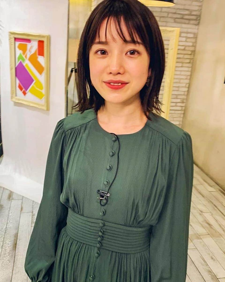 LIAR GIRL（女子アナ、他）さんのインスタグラム写真 - (LIAR GIRL（女子アナ、他）Instagram)「#弘中綾香 #アナウンサー #テレビ朝日 #かわいい #美人 #美女 #cute  #beautiful」1月26日 0時01分 - tel_19141914