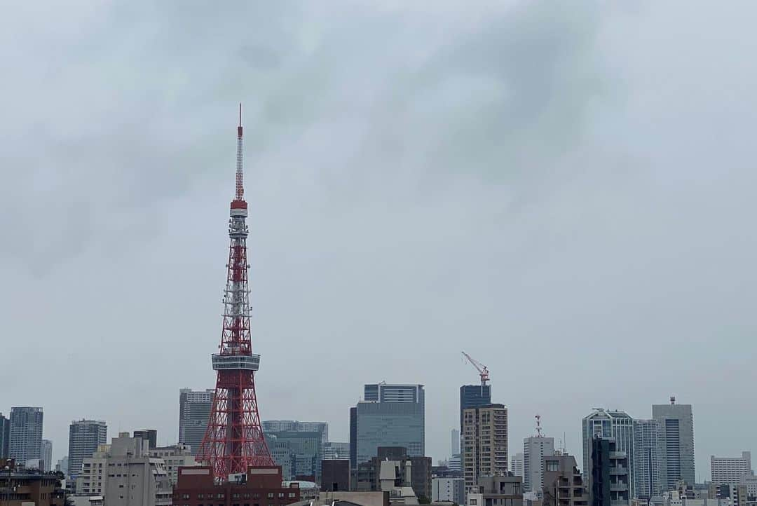 テレ朝newsさんのインスタグラム写真 - (テレ朝newsInstagram)「きょうは、北日本は広く晴れますが、西日本と東日本は南に延びる前線の影響で太平洋側を中心に広く雨が降るでしょう。  #テレビ朝日#テレ朝#テレ朝news#ニュース#六本木#japan#tokyo#roppongi#tvasahi#news#follow#フォロー#写真#テレビ局#動画ニュース#雨#天気#曇#天気予報#いまそら」1月26日 9時41分 - tv_asahi_news