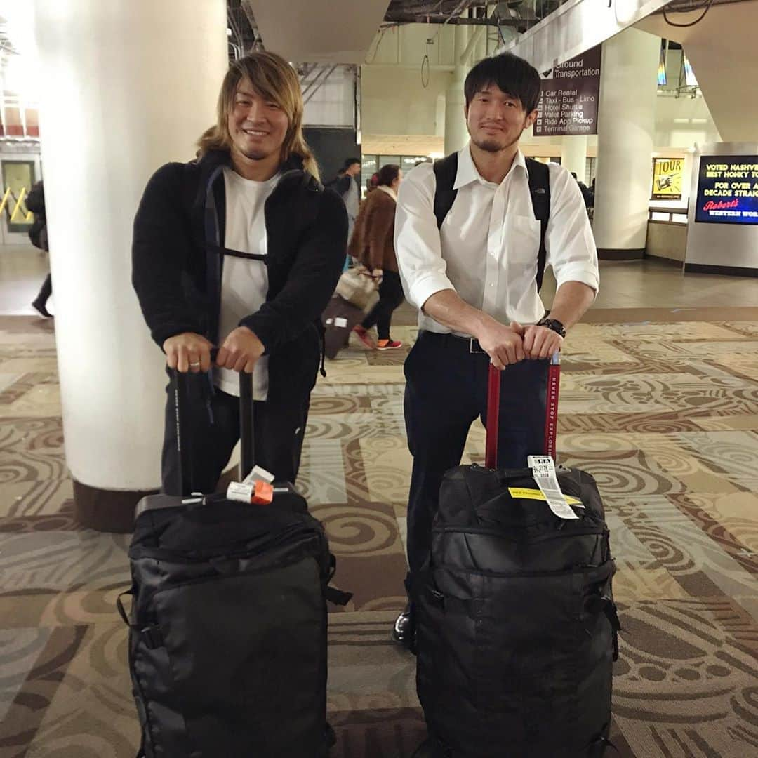 棚橋弘至さんのインスタグラム写真 - (棚橋弘至Instagram)「#Nashville に到着🛬 #Thenorthface 👍 #柴田勝頼」1月26日 10時18分 - hiroshi_tanahashi