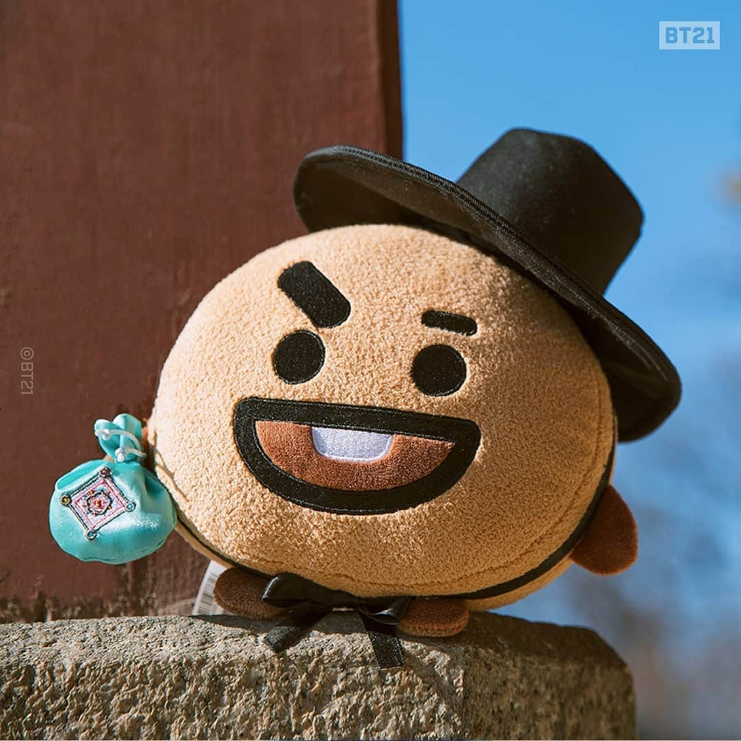 BT21 Stars of tomorrow, UNIVERSTAR!さんのインスタグラム写真 - (BT21 Stars of tomorrow, UNIVERSTAR!Instagram)「The streets of old town Seoul is expecting some very plushy guests.😉 . #BT21 #HANBOK #EDITION . [Korea] Jan. 31st, Fri 10:00-21:00 KST PLAY LINE FRIENDS INSADONG (1st drop) - 49, Insadong-gil, Jongno-gu, Seoul For more🔎 Link in bio . [Global] Feb. 5th, Wed 17:00 PST LINE FRIENDS COLLECTION collection.linefriends.com . #LINEFRIENDS #PLAYLINEFRIENDS #INSADONG」1月26日 10時34分 - bt21_official