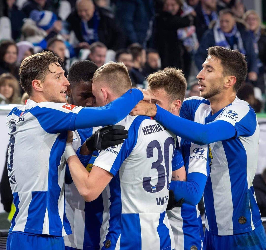 のインスタグラム：「+3️⃣ 🙌 #HaHoHe #HerthaBSC #NS5」