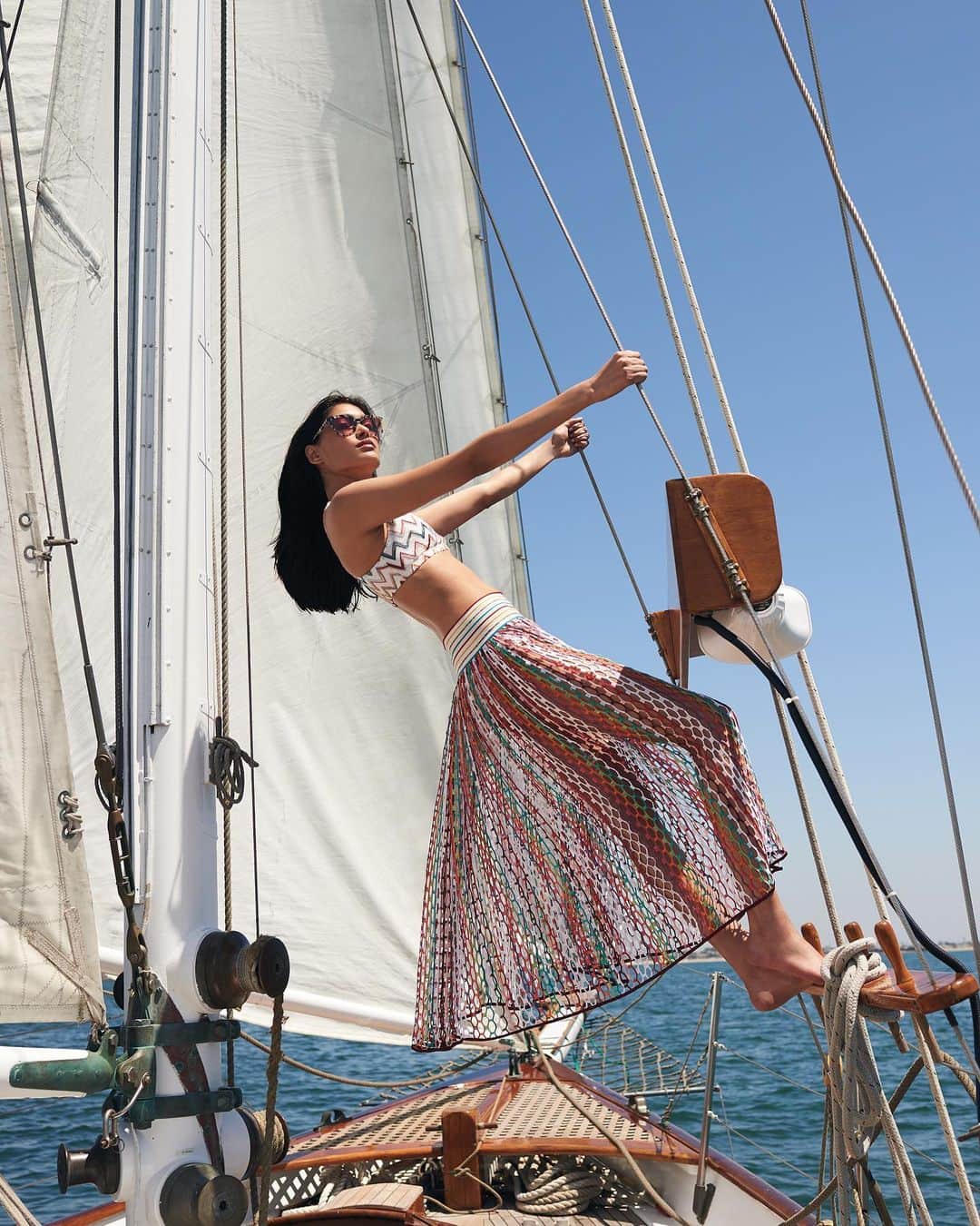 Saks Fifth Avenueのインスタグラム：「Hang in there and soak up Saturday with @missoni’s getaway-ready pieces. #SaksStyle」