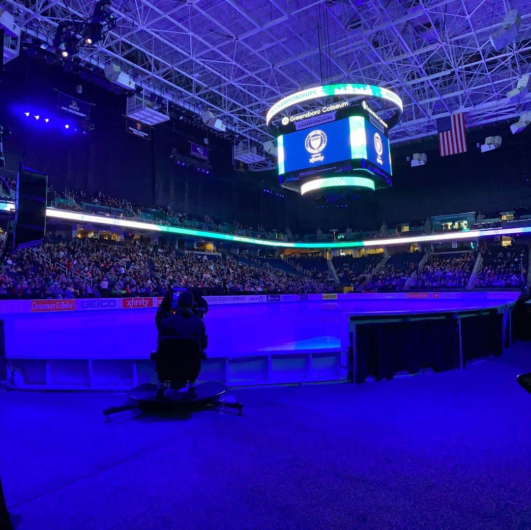 イナキョウコのインスタグラム：「The view the skaters have before stepping on the ice at the 2020 Toyota U.S. Figure Skating Championships  #uschamps20 #usfigureskating #teamusa #figureskating  #exciting #youth #future」