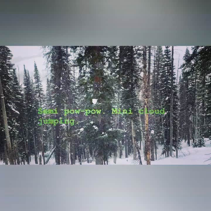 ロブ・モローのインスタグラム：「:)))))」