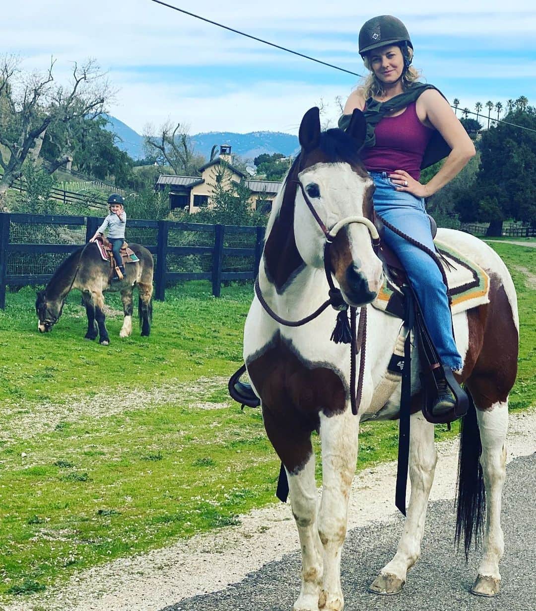 ダニー・マスターソンのインスタグラム：「Just caught these two rascals up to no good in the neighborhood.」