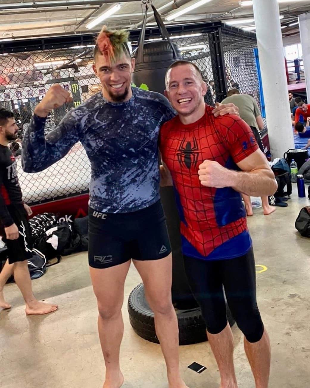 ジョルジュ・サンピエールさんのインスタグラム写真 - (ジョルジュ・サンピエールInstagram)「Had the chance to train with this human specimen today at @tristargym!!! @johnnywalkerufc is an amazingly talented fighter and a great guy!」1月26日 6時35分 - georgesstpierre