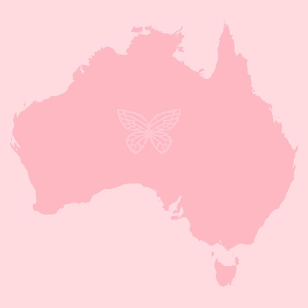 SOPHIA WEBSTERさんのインスタグラム写真 - (SOPHIA WEBSTERInstagram)「On behalf of SWHQ for #AustraliaDay, we are donating 10% of today’s net global online sales to @RedCrossAu, to support the recovery operation following the bush fires. We are devastated by the impact that the fires have had on the country’s wildlife, lives, communities and livelihoods. Our thoughts continue to be with all of those who have been affected.  We would also like to highlight awareness of how to donate to the relief of the bush fires through direct donations to the following charities and organisations: Fire services: @cfavic and @nswrfs Support relief and recovery efforts: @redcrossau @salvosau @vinniesshops @giveit_aus @droughtangels @foodbankaus Wildlife aid: @wireswildliferescue @rspcavic @rspcansw」1月26日 8時20分 - sophiawebster
