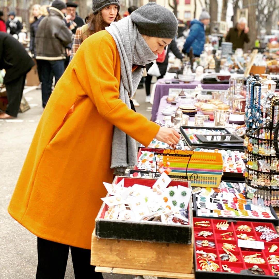 板谷由夏 さんのインスタグラム写真 - (板谷由夏 Instagram)「ヴァンヴ蚤の市へ」1月26日 18時54分 - yukaitaya