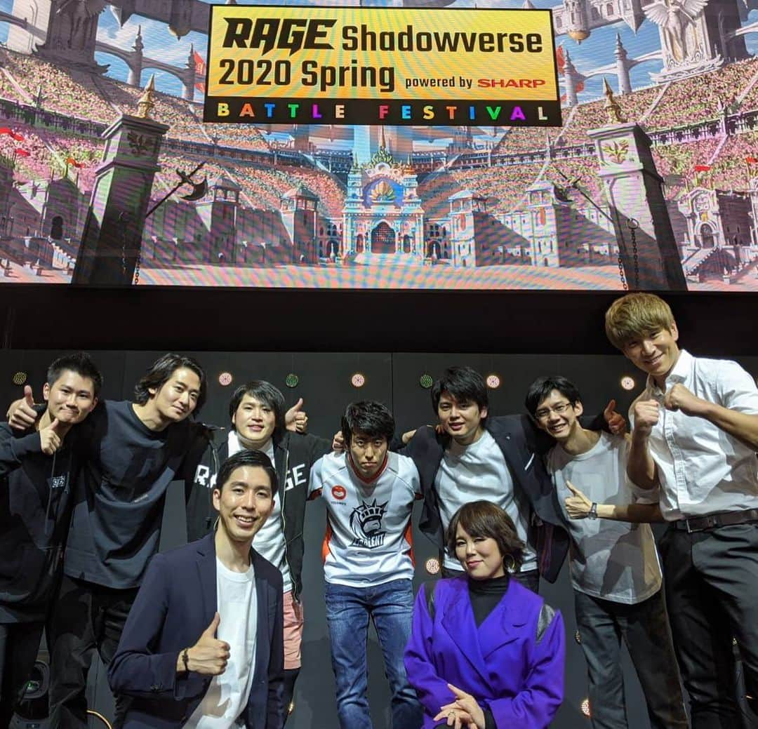 ダイキさんのインスタグラム写真 - (ダイキInstagram)「シャドバの強者たち。 #RAGE #shadowverse #シャドバ」1月26日 19時01分 - daiki_sugiura0619