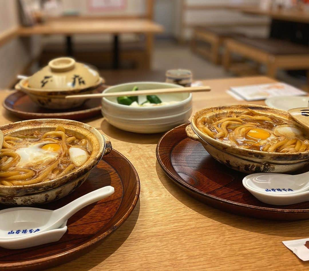 永尾まりやさんのインスタグラム写真 - (永尾まりやInstagram)「名古屋駅で味噌煮込みうどんたべた🍲 #山本屋」1月26日 19時36分 - mariyagi_san