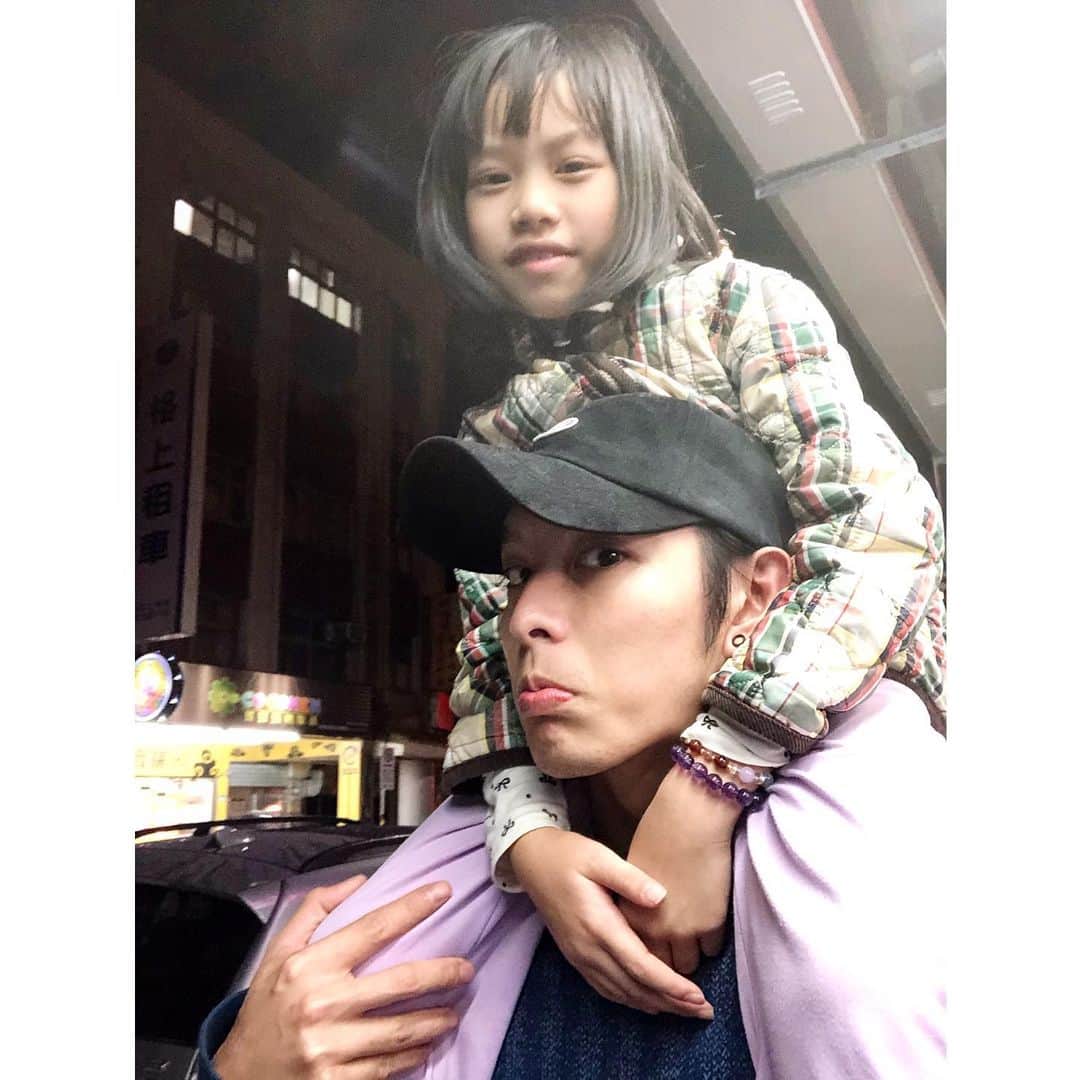 ツァオ・ヨウニン（曹佑寧）のインスタグラム：「一年一揹😋」