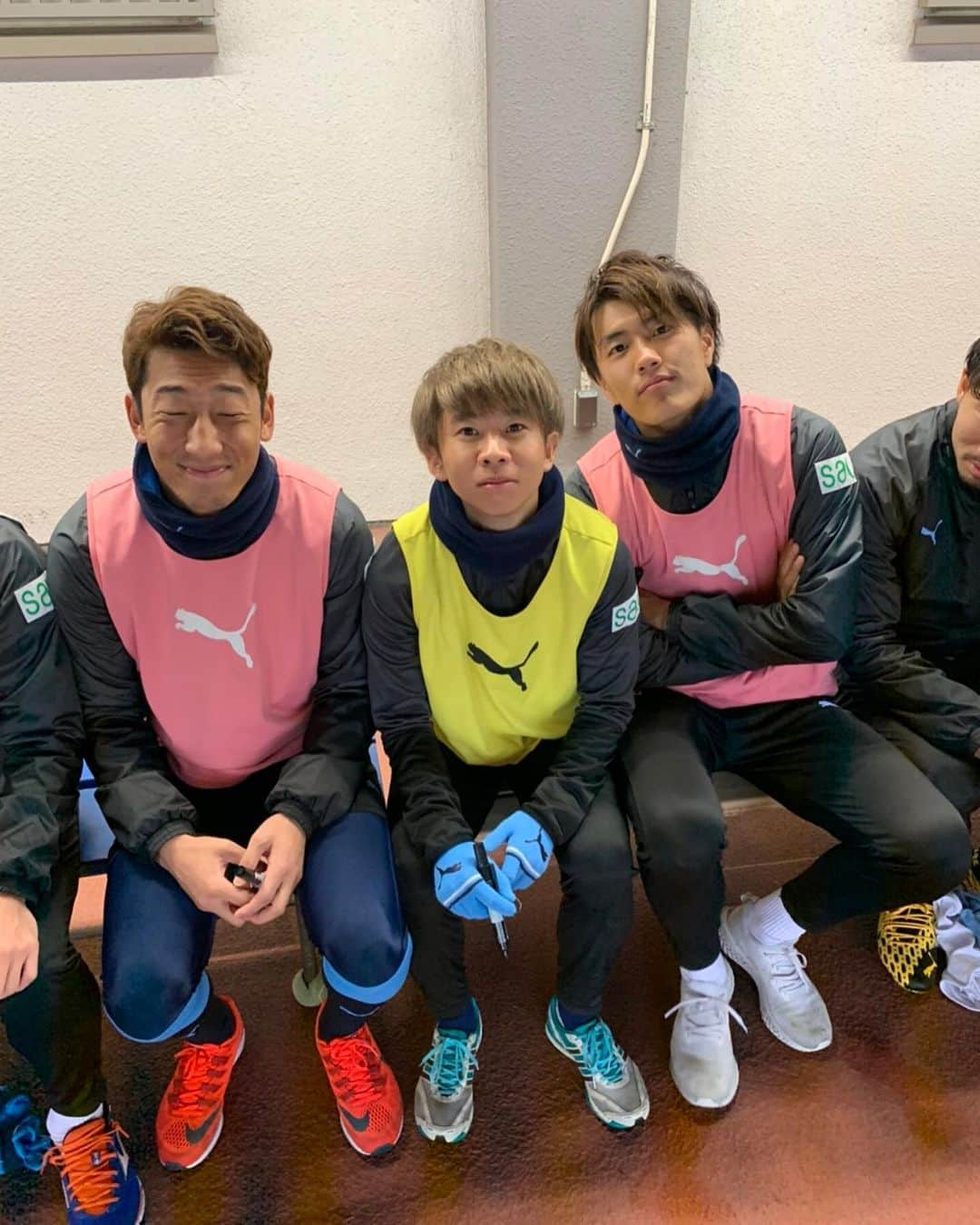 針谷岳晃さんのインスタグラム写真 - (針谷岳晃Instagram)「今日の午後はサッカースクールしてきました🤤 航基くん率高め。志村の日記毎日楽しみ😏 キャンプもあと4日、頑張りましょう☺️キャンプだと投稿多め、㊗️フォロワー1万人😌ありがとうございます😊 #jubilo」1月26日 20時02分 - take.harigaya_official