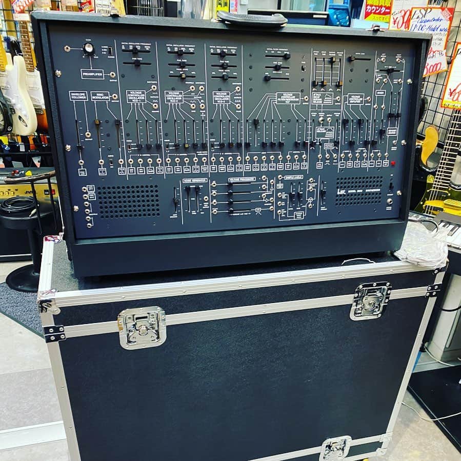 ただすけのインスタグラム：「ARP2600FS、やって来ました。 暫く愛でます。 #arp2600 #arp2600fs」
