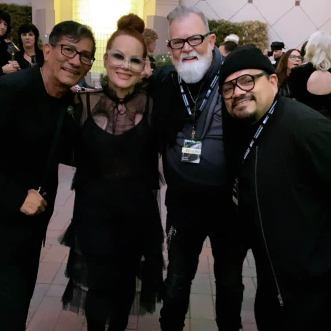 Sam Villaさんのインスタグラム写真 - (Sam VillaInstagram)「Sheri Doss, Rafe Hardy, Phillip Wilson and more! Folks, there are so many reasons to attend the @probeautyassoc #NAHA Awards. But tonight, I am especially #grateful to catch up with industry icons. Please head over to the Sam Villa Story to see my interviews with these prolific artists that have helped to shape all our careers. 🙌  #naha2020 #longbeach #hairawards #redkenobsessed #samvillacommunity」1月26日 12時56分 - samvillahair