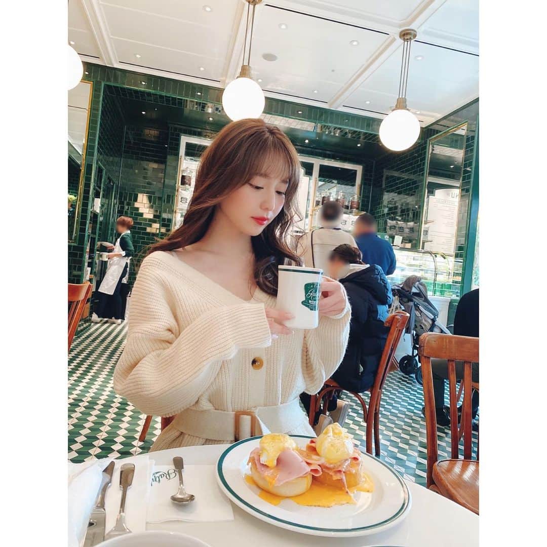 堀尾実咲のインスタグラム：「ぽんたろーちゃんと朝活してきたよ☀️☕️ #breakfast」