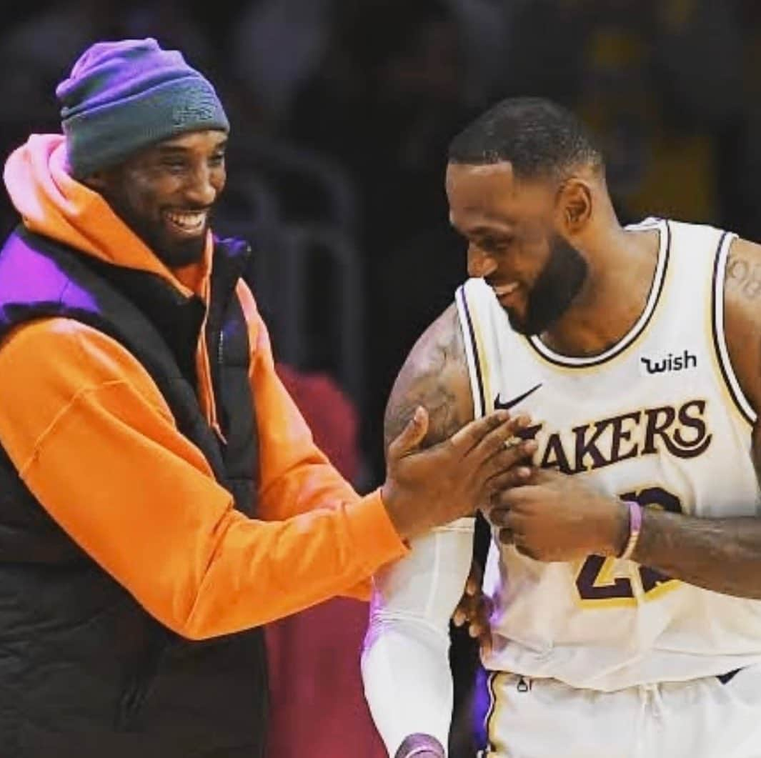 コービー・ブライアントさんのインスタグラム写真 - (コービー・ブライアントInstagram)「On to #2 @kingjames! Keep growing the game and charting the path for the next. 💪🏾」1月26日 13時18分 - kobebryant