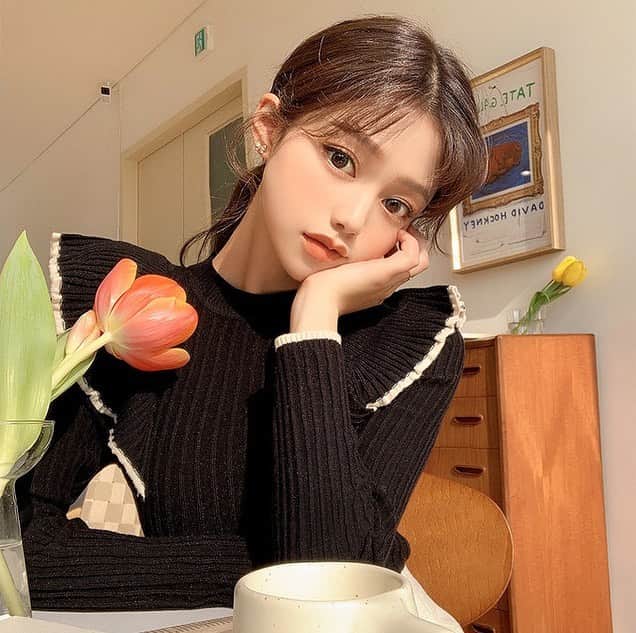 Chuuのインスタグラム：「즐거운 연휴 보내고 계시져??💖☕️ #chuuseoul」