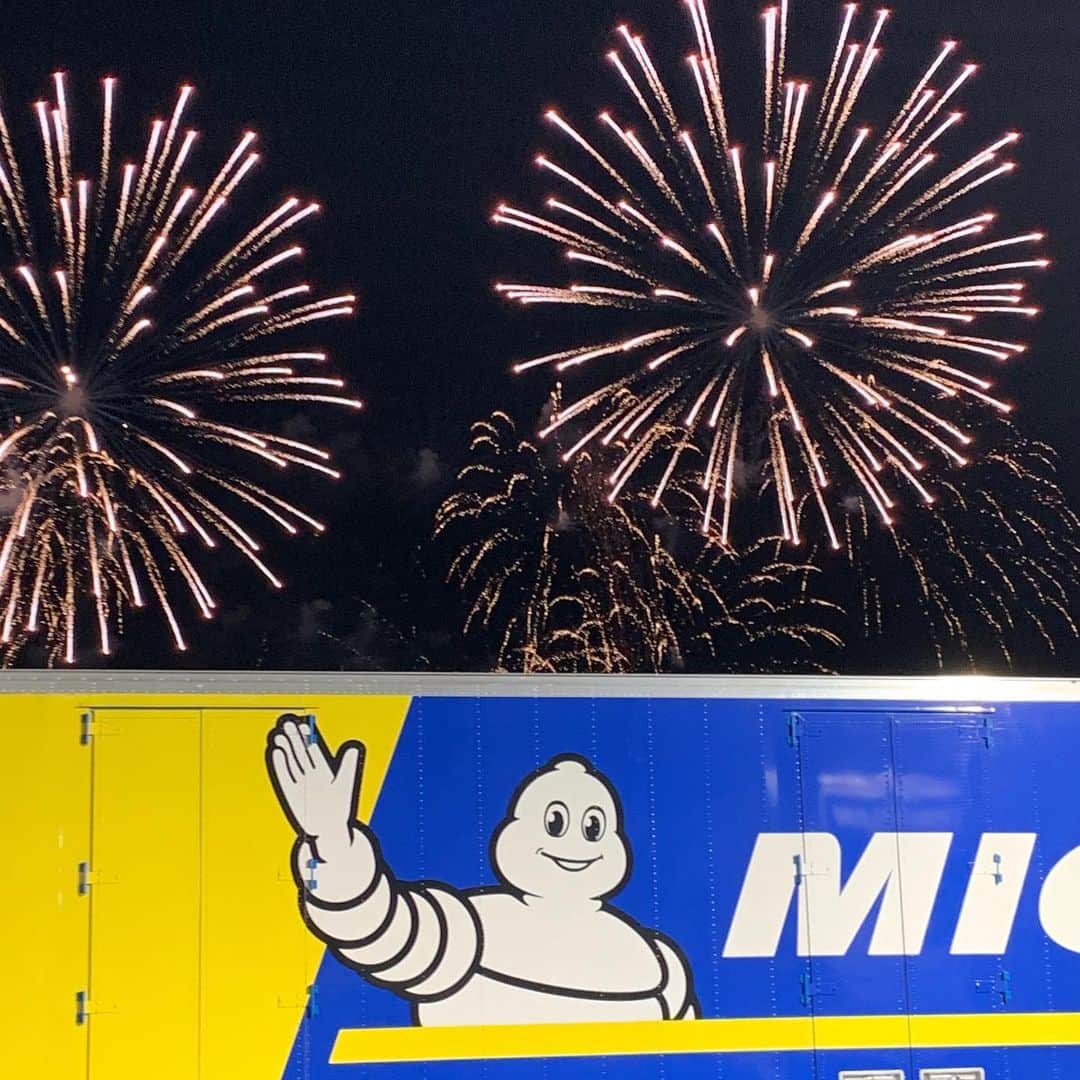 ミシュランさんのインスタグラム写真 - (ミシュランInstagram)「Halfway home!! The 2020 #Rolex24 At Daytona. As the clock counts down the remaining 12 hours, here’s a look back at the first 12. #IMSA #Michelin #MichelinMotorsport」1月26日 15時39分 - michelinusa