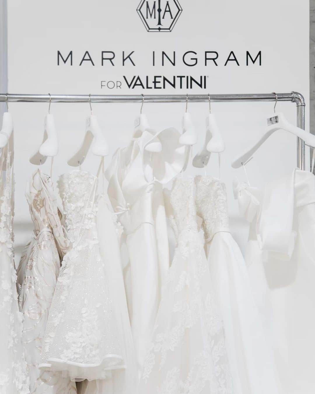 wedding dress 岐阜・名古屋のインスタグラム：「* It’s new brand! Mark Ingram for Valentini. @markingramforvalentini * silver hangersに 新しいブランドが仲間入りしました🕊 NYでドレスショップを構える 名バイヤーMark Ingramさんが 立ち上げた新ブランド。 イタリアの上質な素材を用いた トレンド感を溢れるドレスたちです。 * #silverhangers  #thetreatdresing #weddingdress #シルバーハンガーズ #ザトリートドレッシング #トリートドレッシング #トリート #ウェディングドレス」