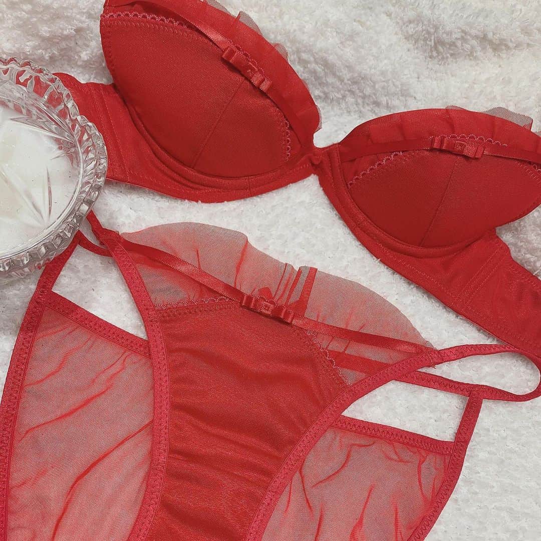 Ravijour札幌4丁目プラザ店のインスタグラム：「こちらの商品現在30%OFF🤗💕 在庫かなり少なくなってますよ‼️ 詳しくはブログ更新しましたので TOPのURLから飛んでください🤗💋 #ラヴィジュール #ravijour #ravijourstaff  #ravijourofficial」