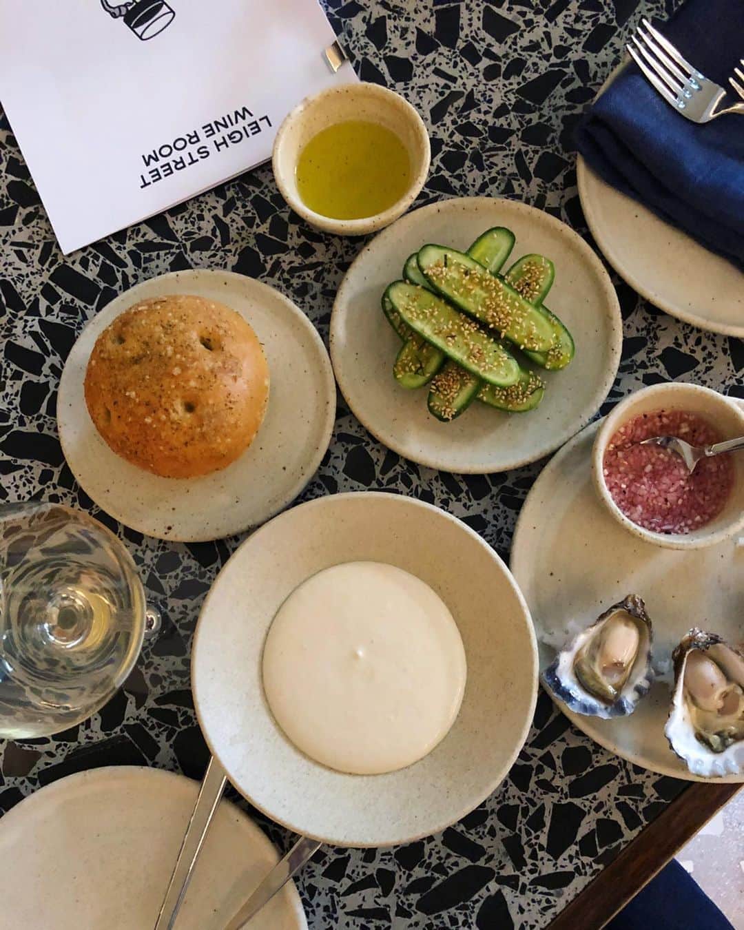 のインスタグラム：「I can only say that they have a good taste✨ - #leighstreetwineroom #adelaide #australia」