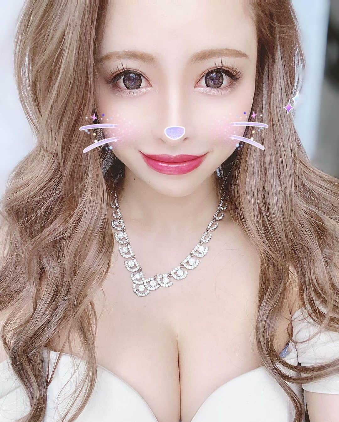 ririさんのインスタグラム写真 - (ririInstagram)「🐱💕 ぶじ終わりまぴた🥳✌️ 撮影してきた💋  #幸せ日曜日」1月26日 18時09分 - riri.ribon