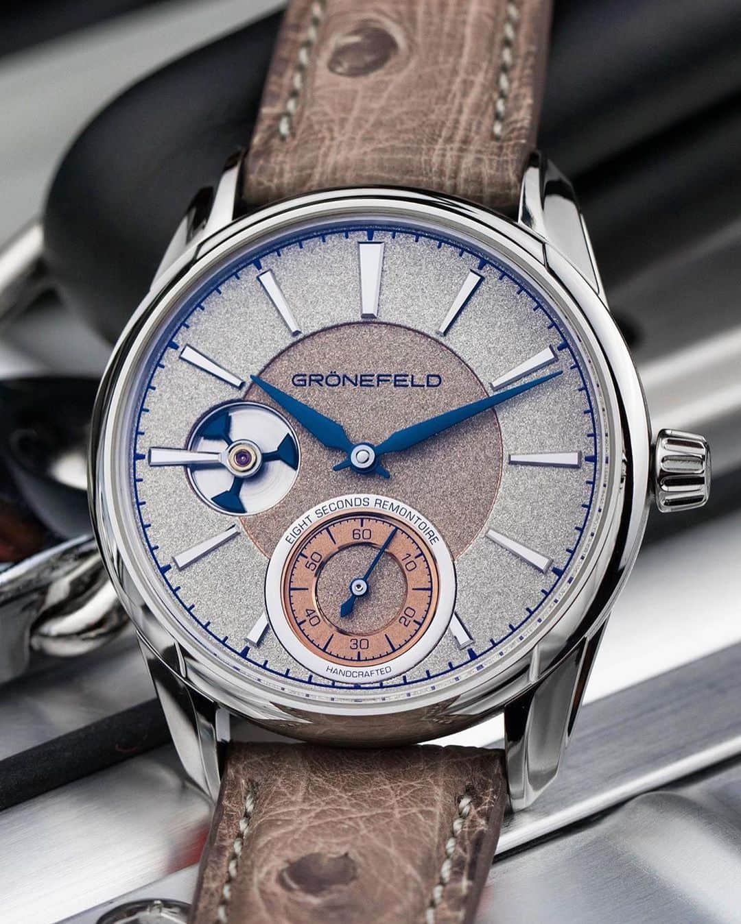 Daily Watchさんのインスタグラム写真 - (Daily WatchInstagram)「Piece unique Grönefeld 1941 Remontoire for Only Watch 2019 with stunning frosted dial @gronefeld_watches」1月26日 18時02分 - dailywatch