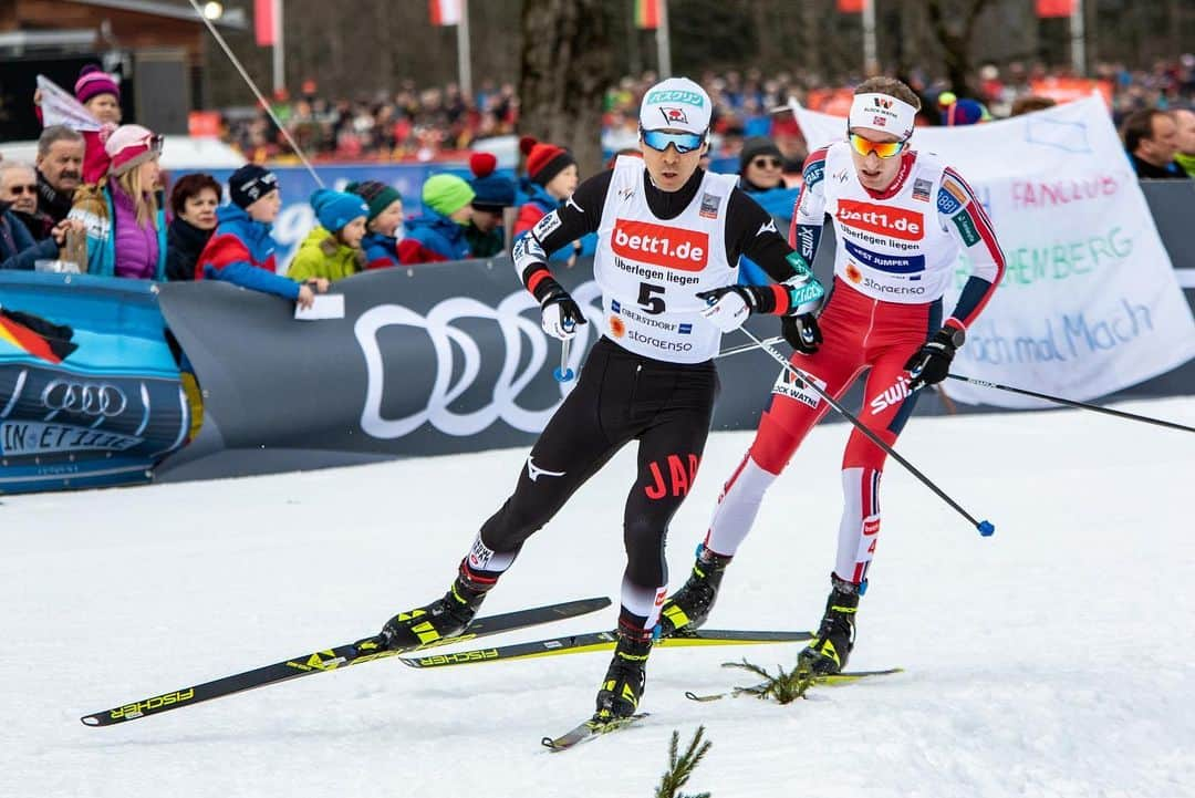 渡部暁斗さんのインスタグラム写真 - (渡部暁斗Instagram)「The weekend finished with 10th place. XC part still isn’t in shape but Jumping is👌 Looking forward to come back here for @oberstdorf2021! Danke schön. #snowjapan #fisnoco #nordiccombined #livetoski #fischerski #swix #oakley #goldwin #poc #バスクリン #アミノバイタル 📷 @nordicfocus」1月27日 4時21分 - wtbakt