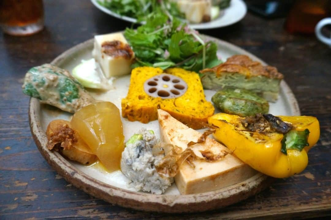 MagicalTripさんのインスタグラム写真 - (MagicalTripInstagram)「Hello! This is MagicalTrip @magicaltripcom  Did you check our last post about Tokyo food tour? On that tour, you can eat Sushi and Yakiniku, 2 gorgeous Japanese food. But what should you eat in Japan if you’re a vegan? Japanese food is not only about Sushi, Wagyu or something with meat or fish. There are a few interesting vegan places in Tokyo that we want to take you to! 【Vegan & Organic Food Tour in Tokyo】 You’re gonna have ・Vegan ramen ・Organic farm food plate ・Japanese traditional sweets  Don’t give up trying something Japanese and vegan. There are vegan ramen, Japanese traditional sweets, Tofu, vegetables and fruits produced by Japanese professionals. We love you to try Japanese Vegan food!  Please check out via the link in our bio! @magicaltripcom  #magicaltrip #magicaltripcom #magicaltripjapan #tokyo #tokyofood #tokyotrip #tokyotravel #tokyotour #tokyotours #tokyolocal #discovertokyo #tokyojapan #tokyofoodie #tokyofoodies #tokyofoodporn #tokyofoodguide #tokyofoodtour #tokyofoodtrip #tokyofoodblogger #tokyofooddrinktour #tokyofoodfile #tokyovegan #vegantokyo #vegetariantokyo #tokyovegetarian #japanvegan #japanveganfood #japaneseveganfood #japanesevegan #japanesevegetarian」1月26日 21時00分 - magicaltripcom