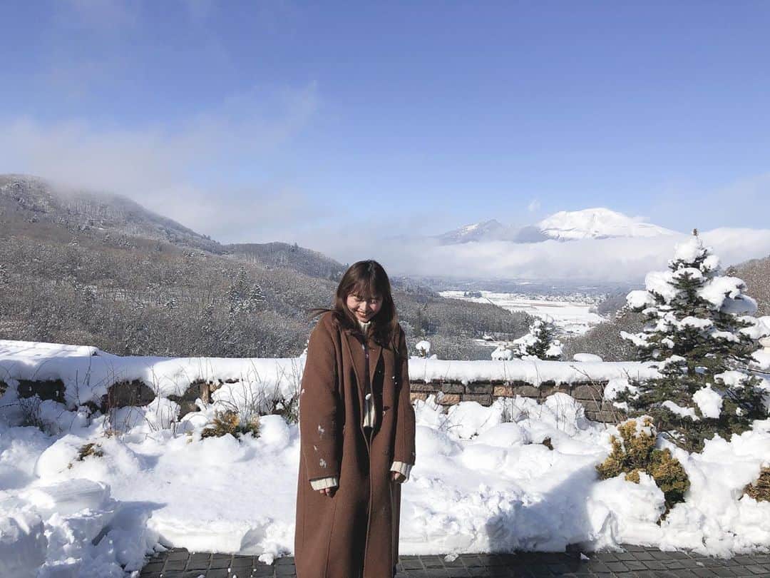 黒口那津のインスタグラム：「ゆきんこ⛄️ 雪ってそれだけで テンションあがる♡ 今度北海道行くから また雪見れる❄️❄️ 是非是非オススメ教えて〜！」