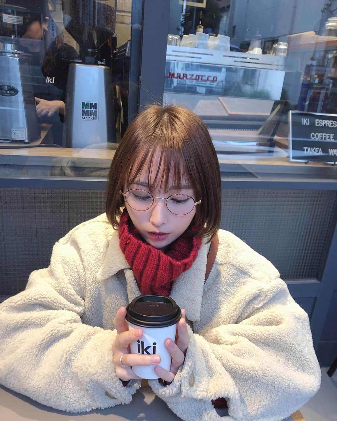 島田玲奈さんのインスタグラム写真 - (島田玲奈Instagram)「. カフェ巡りして、富岡八幡宮でお参りした1日☺︎🧡 . iki と MONZCAFEに行ったよ☕︎ . 最近、お肌の調子が良くて、日焼け止めとコンシーラーだけでいけちゃうから最高💮 . @a_clinic_ginza さんで月1ハイドラジェントルし始めて、本当に肌トラブル無くなったから、かなりオススメです…🥺先週も行ったのです❤️ . #清澄白河カフェ #清澄白河  #ikiespresso #monzcafe #カフェ巡り #美容 #ハイドラジェントル #肌ケア #肌質改善」1月26日 22時17分 - smd_rn321