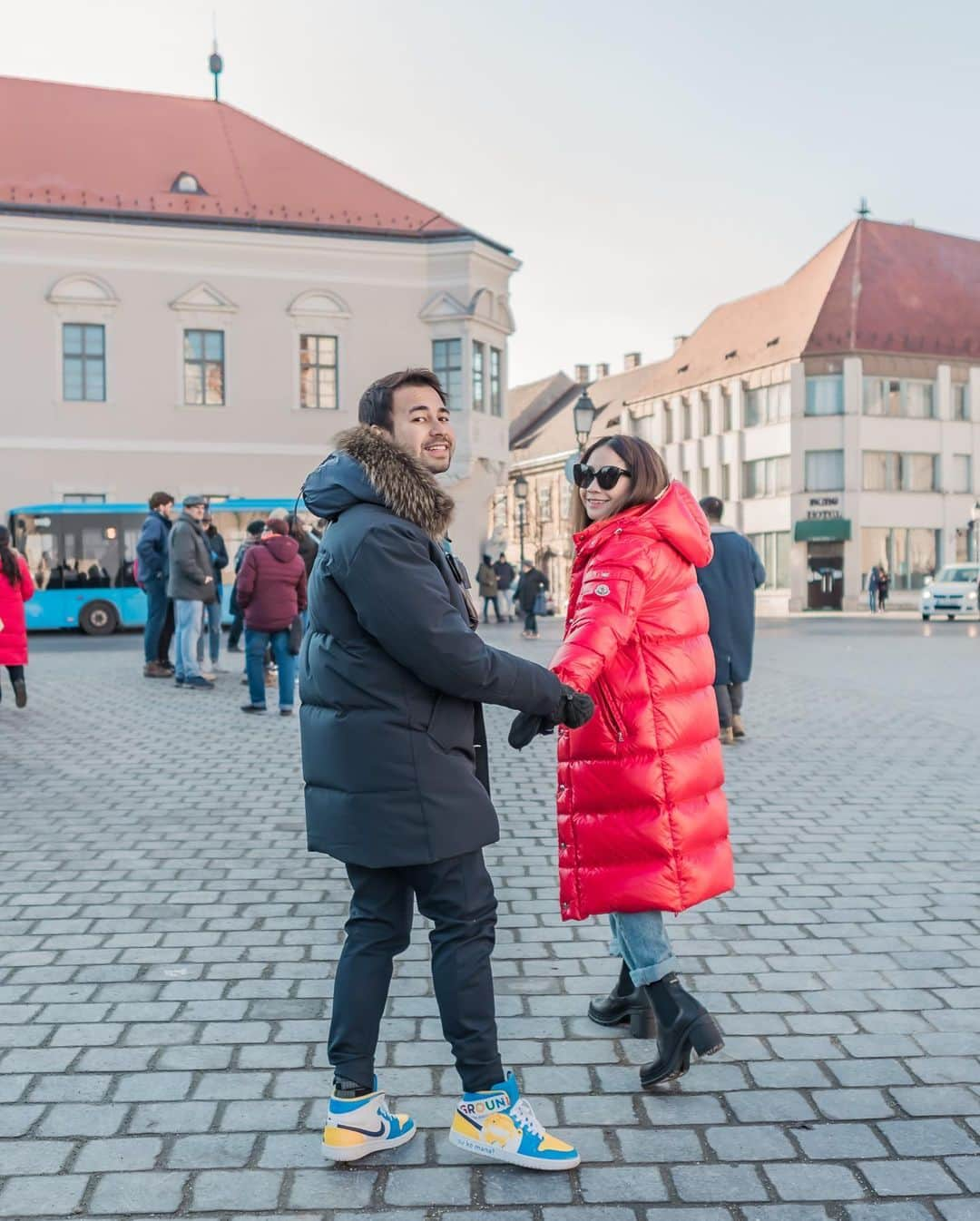 Raffi Ahmadさんのインスタグラム写真 - (Raffi AhmadInstagram)「Goodbye Budapest ❤️ C U Soon 😊 📸 @rufusazarya」1月26日 22時42分 - raffinagita1717