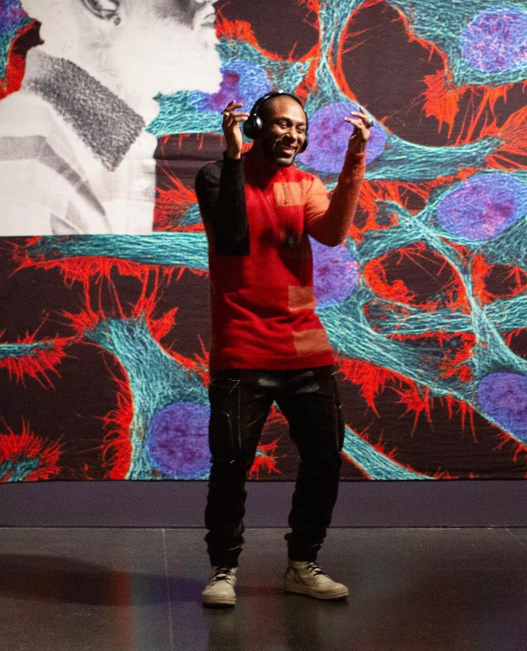 ブルックリン美術館さんのインスタグラム写真 - (ブルックリン美術館Instagram)「🎧 Today is the very last day to experience the listening installation yasiin bey: Negus, here in the artist's hometown! Head to link in bio to grab the remaining tickets for yasiin bey's latest studio recording, which will not be released in any digital or analog mediums. 🎶 #yasiinbeybkm⁠⠀ ⁠⠀ ⁠⁠📷 Tiffany Sage/BFA.com⁠⠀」1月26日 23時23分 - brooklynmuseum