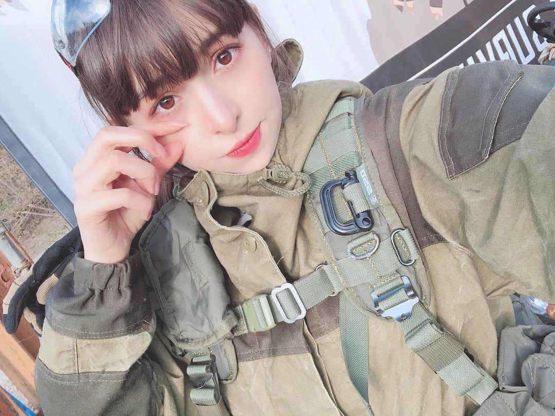 アイシスのインスタグラム：「おやすみンゴ😴  #サバゲー #サバゲー女子  #airsoft #ミリタリー #military #airsofter #ゴルカ #Gorka3 #Gorka #ロシア装備 #SMERSH #airsoftgirl #Russia #GRU #Spetsnaz  #airsofterphoto #airsoftinternational #airsoftworld #airsoftobsessed #pew #pewpew #airsoftmilsim #airsoftnation #サバゲー女子の日常 #タレント #gn #おやスミダ #ええ夢みましょう #おやすみ日曜日 #おやすみンゴ」