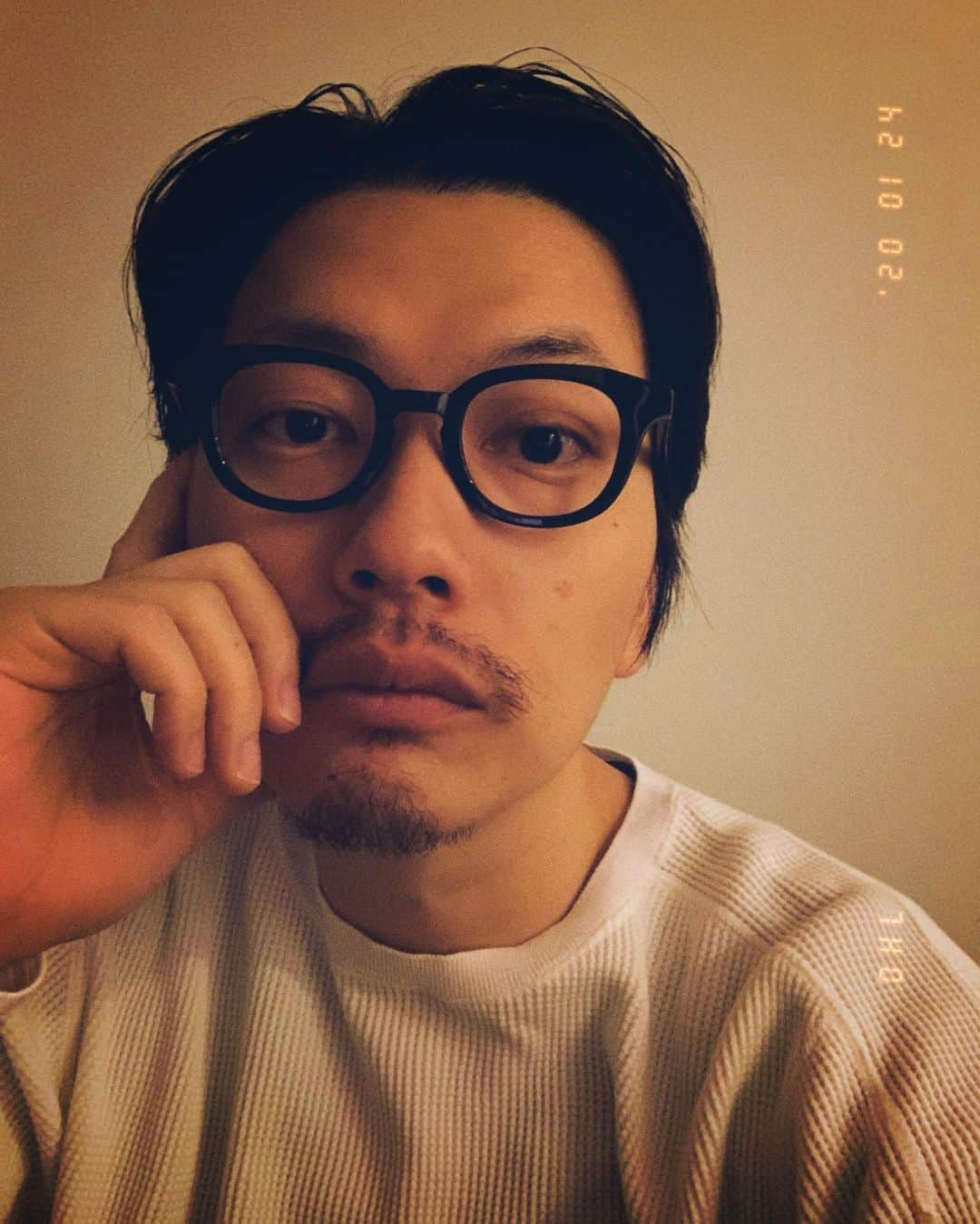 イ・ドンフィさんのインスタグラム写真 - (イ・ドンフィInstagram)「🤓」1月26日 23時39分 - dlehdgnl