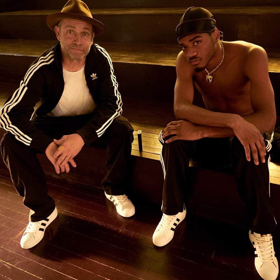 adidas Skateboardingのインスタグラム：「Together as one with @jonahhill /// Featuring Mark Gonzales @enwhytj @blondey @mariahduran_ and @jennsoto for Superstar 2020. • #adidasSUPERSTAR #ChangeIsATeamSport」
