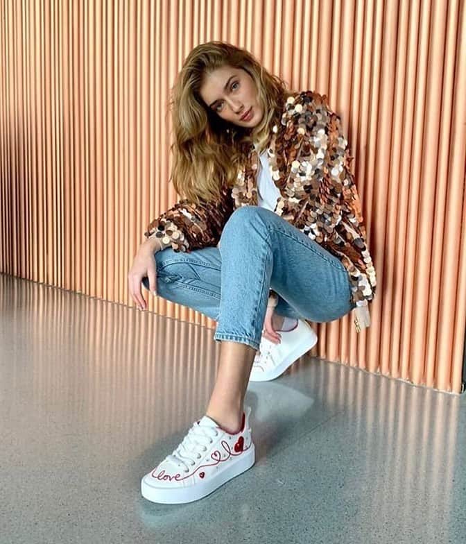 ALDO shoesさんのインスタグラム写真 - (ALDO shoesInstagram)「I ♥️ Aldo. Feel the romance with our Valentine’s Day styles launching this week. Shop novelty sneakers Adore now in bio.  Photo: @dariaplatt by @nastyalisansky #AldoIsrael」1月27日 1時21分 - aldo_shoes